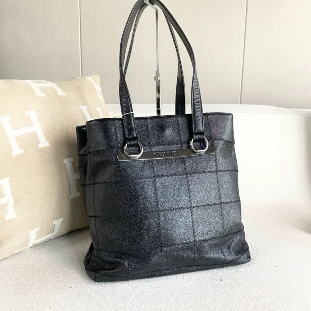 Chanel Women Pre-Loved Bag Very Good Condition